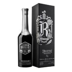 Tequila Reserva De La Familia Añejo Cristalino 700 ml