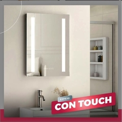 Espejo rectangular con boton touch vertical