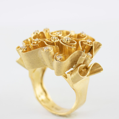 Anel em Ouro Amarelo e Diamantes - Cod. A10016