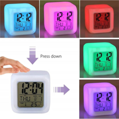 Reloj Despertador Alarma Temperatura Y 7 Luces De Colores - comprar online
