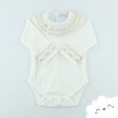 Body Off White de Algodão Helena - Gola e Punho com Renda Dourada