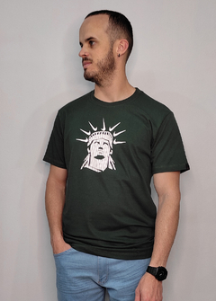 Camiseta Nike Air Statue Of Liberty verde CNVD1720