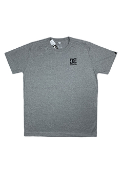 Camiseta DC Shoes basic logo cinza CDCZ571