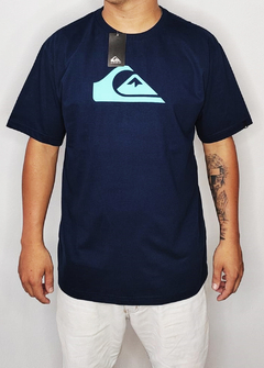 Camiseta Quiksilver logo azul marinho CQAZ1568