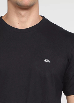 Camiseta Quiksilver Embroidery preta CQPT1574 na internet