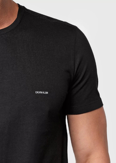 Camiseta Calvin Klein preta CCPT1780 na internet