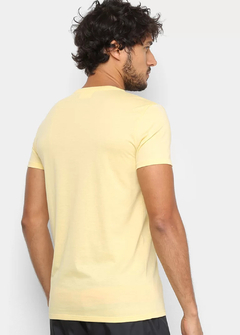 Camiseta Lacoste Basica amarelo claro CLAM1414 - comprar online