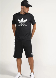 Camiseta Adidas Logo Name Big Preta CAPT894 - comprar online