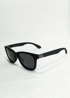 Oculos de sol Ray ban rb4195 preto ORPT1519