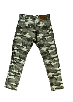 Calça Lacoste Sarja Camuflada CSLCZ427 - comprar online