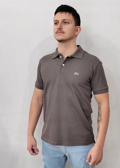 Camisa Polo Lacoste Regular Fit cinza chumbo CPLCZ1422