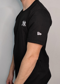 Camiseta New York Yankees MLB New Era preta CNPT1707 - comprar online