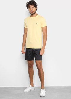 Camiseta Lacoste Basica amarelo claro CLAM1414 na internet