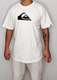 Camiseta Quiksilver logo off white CQBR1570