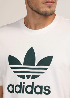 Camiseta Adidas Logo Name Big Branca CABR893 - comprar online