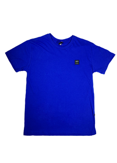 Camiseta Oakley Básica Azul Anil COAZ221