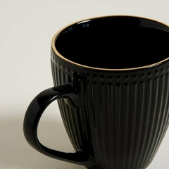 Mug black borde dorado 400ml - comprar online