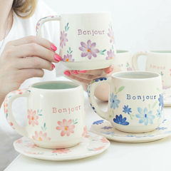 TAZA BONJOUR FLORES - laformafeliz