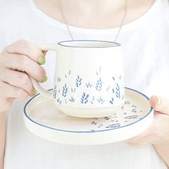 TAZA FLORCITAS AZULES - comprar online