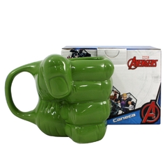 Caneca Zona Criativa - Formato Mão Hulk 3D