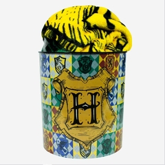 KIT MANTA COM BALDE CASAS DE HOGWARTS – HARRY POTTER