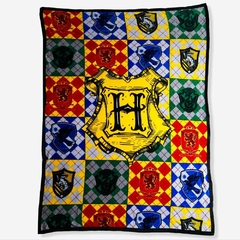 KIT MANTA COM BALDE CASAS DE HOGWARTS – HARRY POTTER - Grupo Criativos 