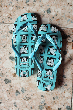 Havaianas Douglas Mickey na internet