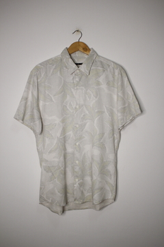 Camisa Yan Folhas Claras - comprar online