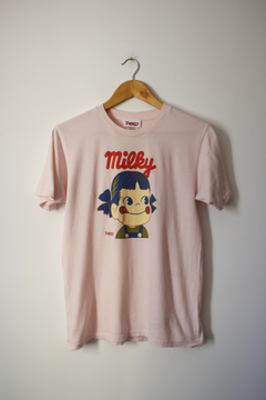 Camiseta Suria Milky - Trama