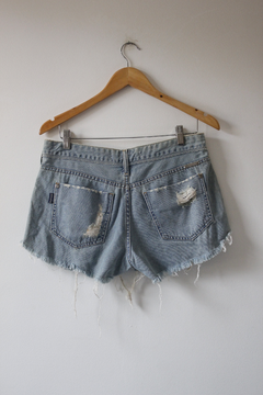 Shorts Marcela Destroyed Claro - loja online