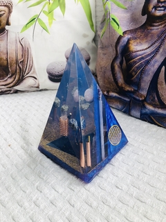 Orgonite Nubian Vertical Force (Peça Única) - comprar online