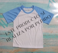 Art. 121 Remera manga ranglan blanca combinada con celeste - comprar online