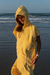 Poncho Coral Amarelo - comprar online