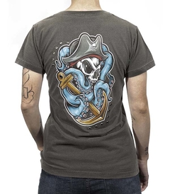 Camiseta HMC Feminina Custom Made (Octopus Skull)