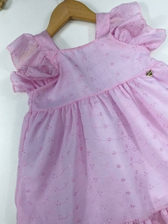 VESTIDO EM TECIDO BORDADO ROSA - comprar online