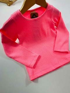 BLUSA CANELADA ROSA NEON - comprar online