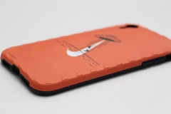 Case "Espacial Nike" - iPhone 11 na internet