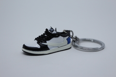 Chaveiro 3D -"Air Jordan 1 Low x Travis Scott x Fragment"