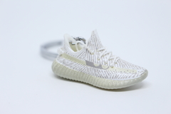 Chaveiro 3D - "Yezzy 350 V2 Yeshaya"