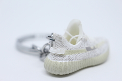 Chaveiro 3D - "Yezzy 350 V2 Yeshaya" - comprar online