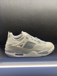 JORDAN 4 RETRO GRIS