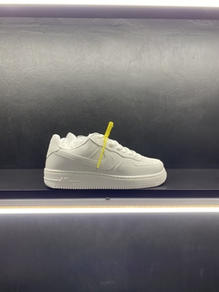 AIR FORCE WHITE en internet