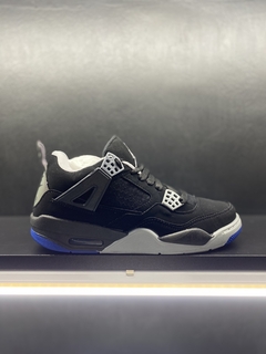 JORDAN RETRO 4 NEGRAS CON AZUL