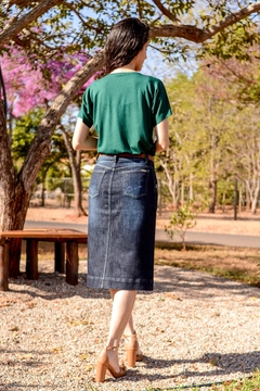 Saia jeans reta com botões - M.VERO - Jeans comportado, autêntico e belo.