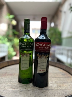 Vermouth Rojo y Blanco Yzaguirre.