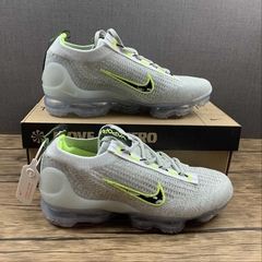 Imagem do Nike Air VaporMax 2021 FK “Wolf Grey White Volt“