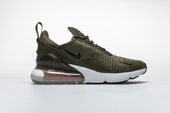 Nike Air Max 270 Medium Olive na internet