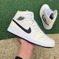 Air Jordan 1 Mid SE Coconut Milk Particle Grey - comprar online