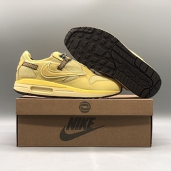 Imagem do Travis Scott x Nike Air Max 1 “Saturn Gold”