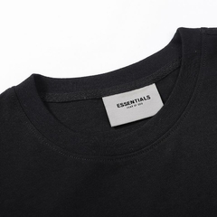 Camiseta ESSENTIALS FEAR OF GOD - Él.sneakers